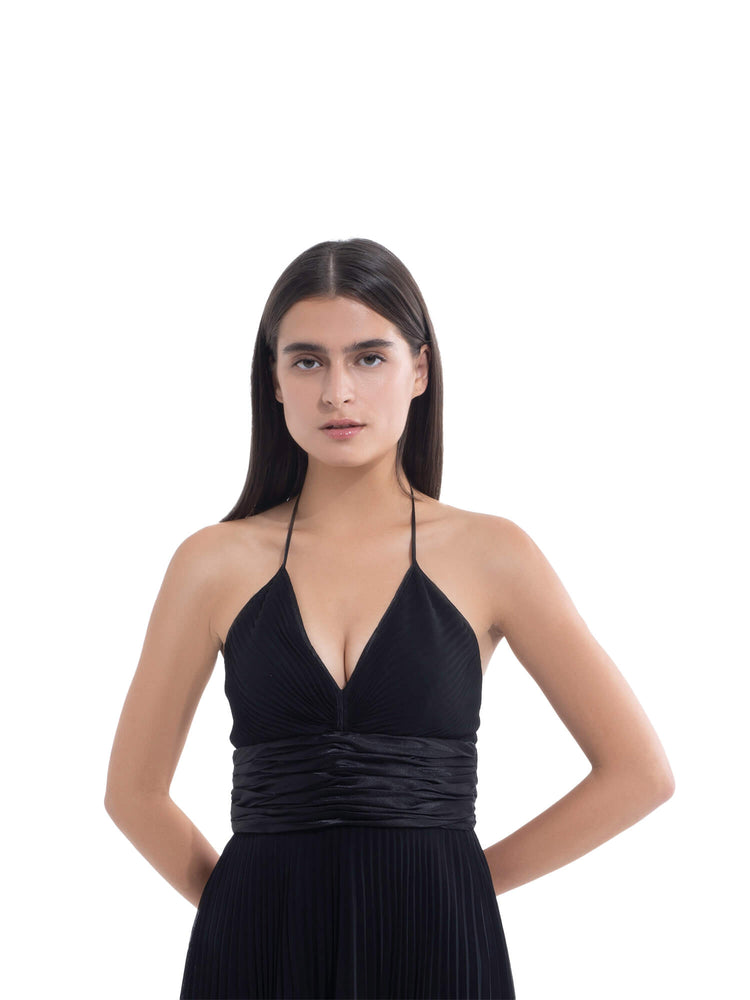 Model in black dress, after wearing Nippetals BareEase adhesive strapless bra